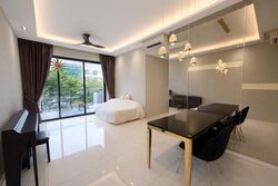 Sky Vue (D20), Condominium #579101051